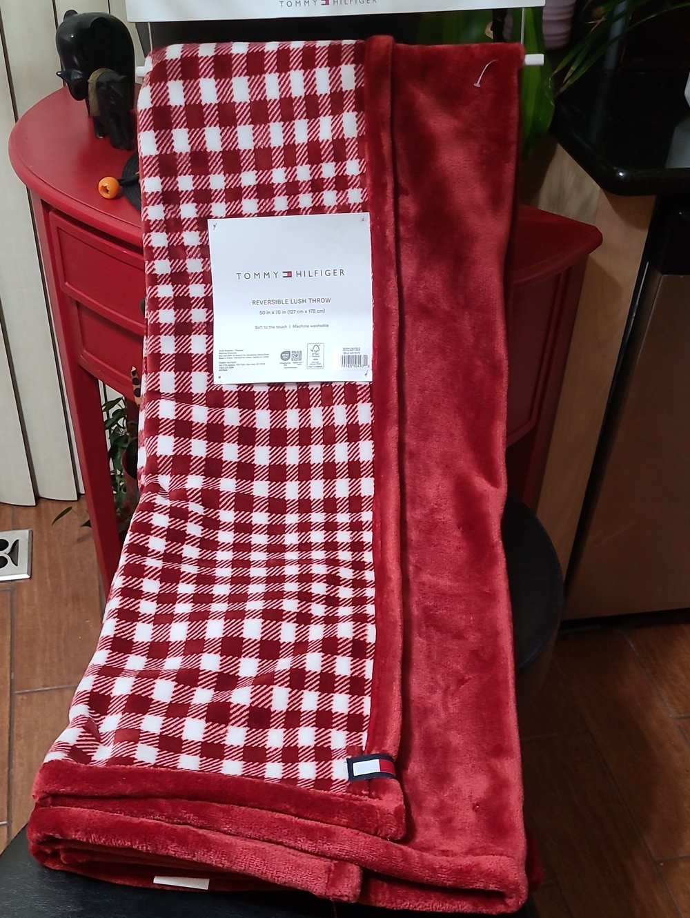 Tommy Hilfiger  Check Reversible Plush Throw